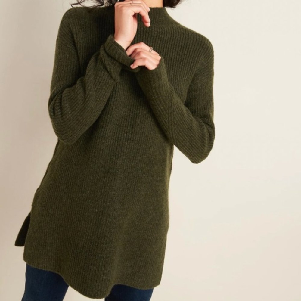 LIKE NEW Old Navy Olive Green Mock Neck Tunic Sweater - Size L